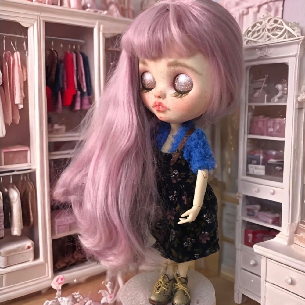 Blythe - Picture 10 of 10